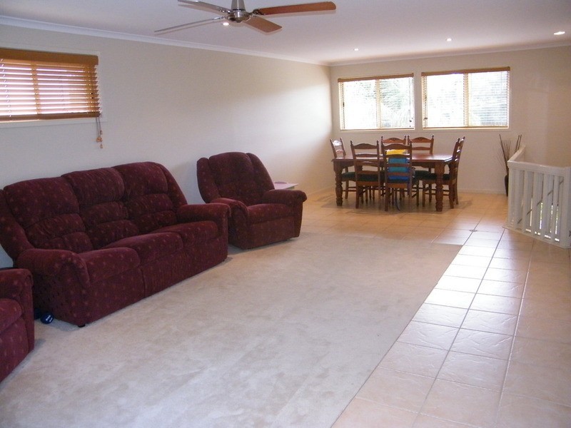 41 Seabreeze Parade, Forster NSW 2428