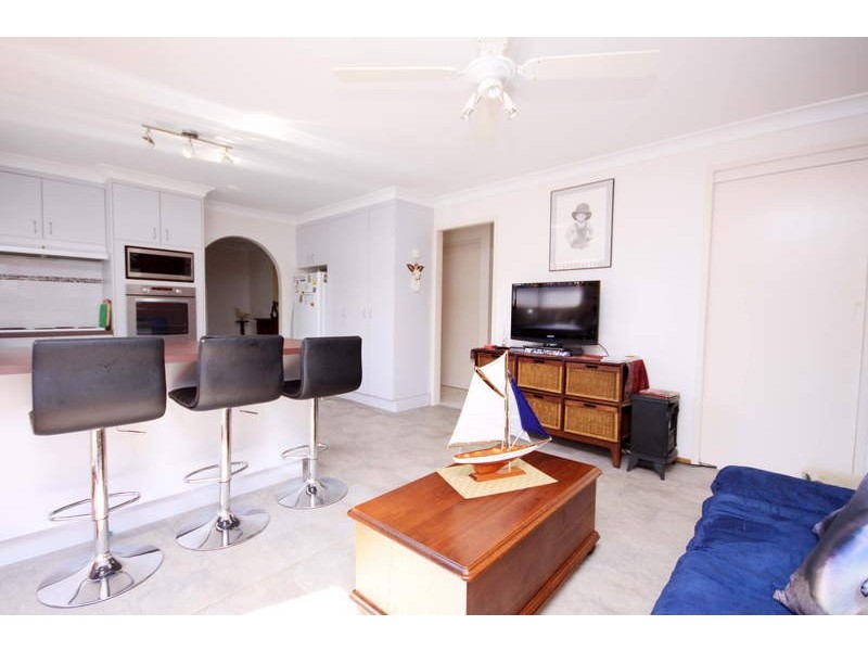 5 Royal Close, Forster NSW 2428