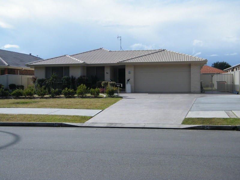 34 The Southern Parkway, Forster NSW 2428