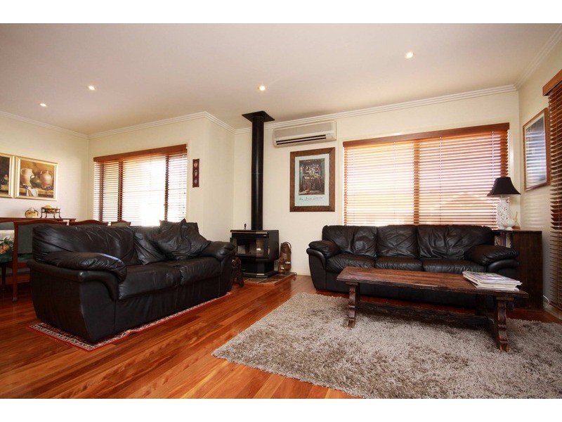 1 The Mews, Forster NSW 2428