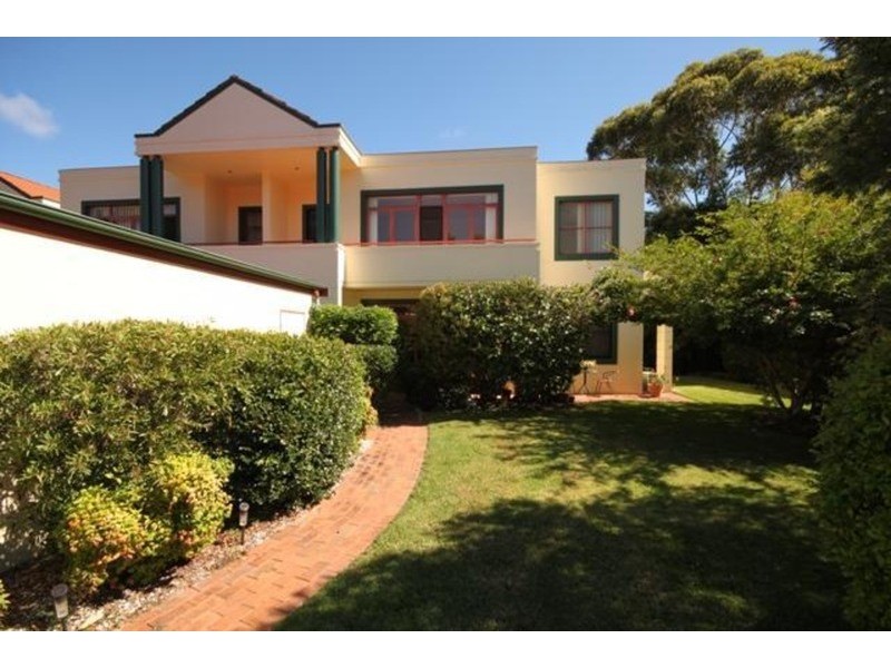 10/2 Breese Parade, Forster NSW 2428