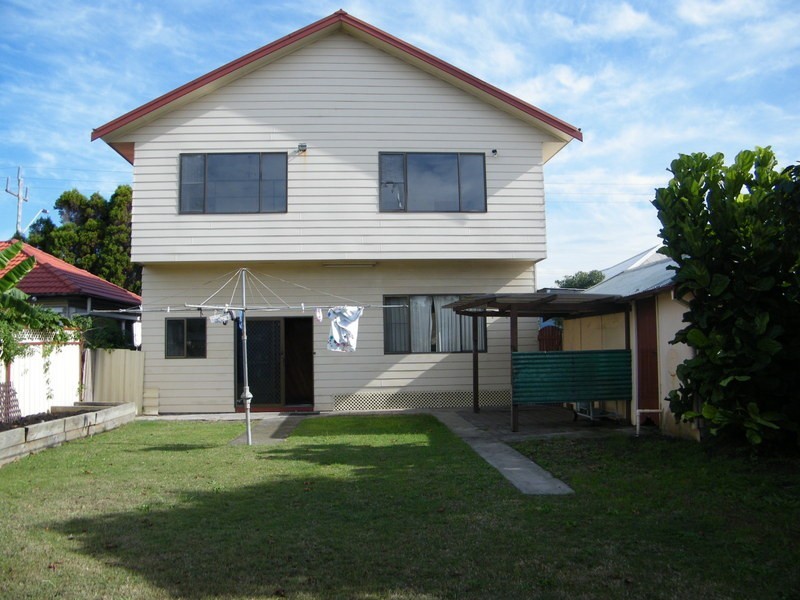 52 Macintosh Street, Forster NSW 2428