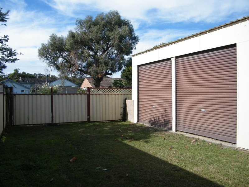 52 Macintosh Street, Forster NSW 2428