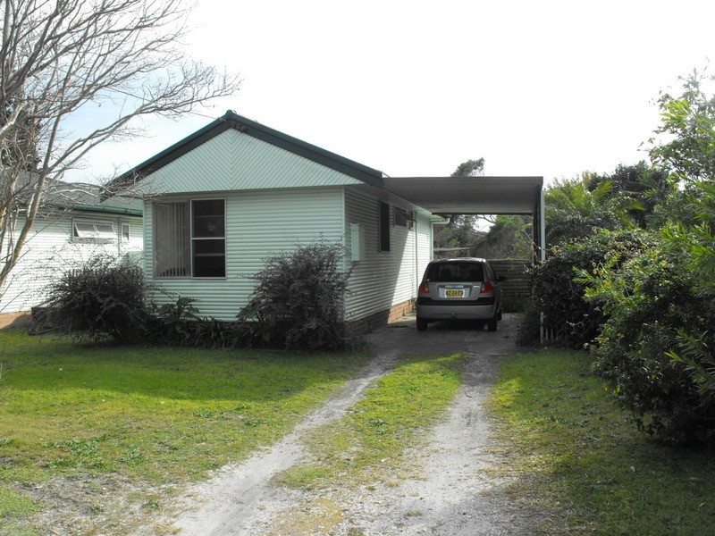 3 Kularoo Drive, Forster NSW 2428