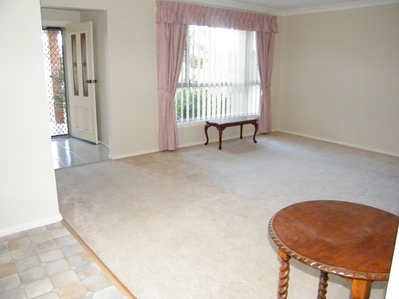 2/1 Smiths Close, Forster NSW 2428