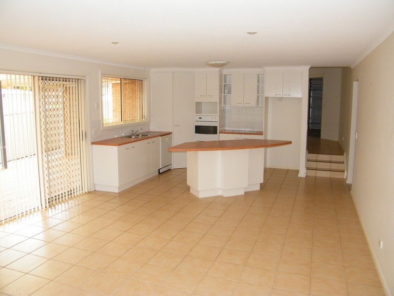 16 Bennett Place, Forster NSW 2428