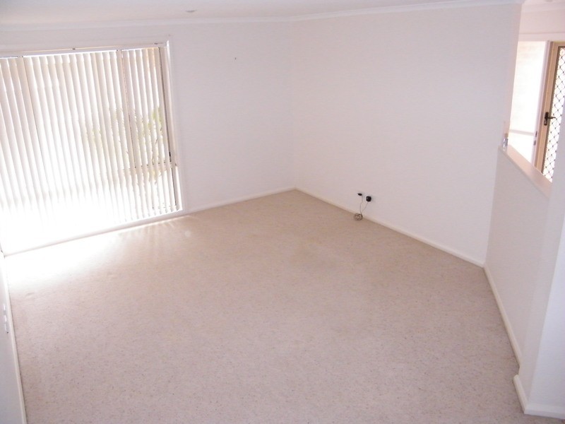 16 Bennett Place, Forster NSW 2428