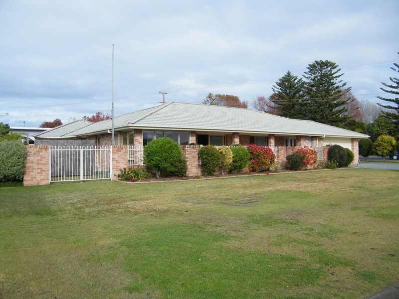 1/6 Bright Street, Forster NSW 2428