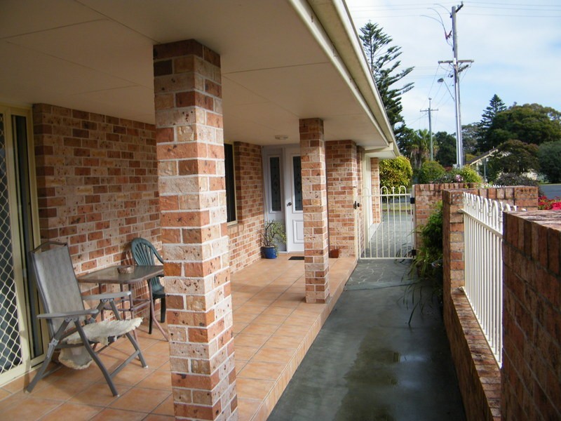 1/6 Bright Street, Forster NSW 2428