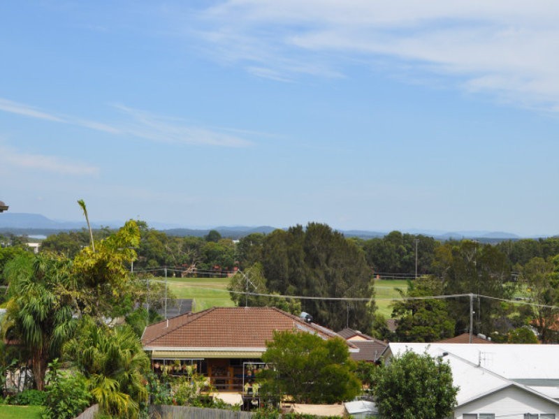 39 Divide Street, Forster NSW 2428