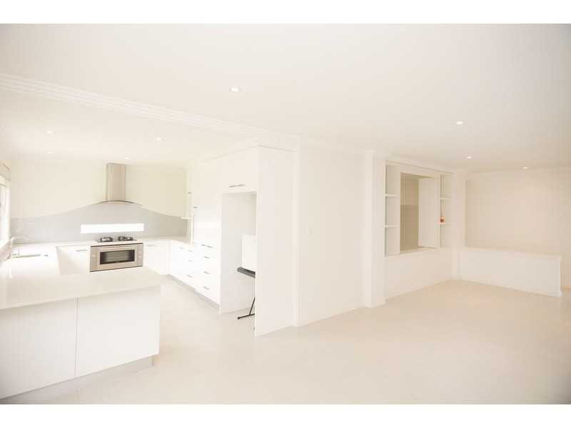 25 Lake Vista Crescent, Forster NSW 2428