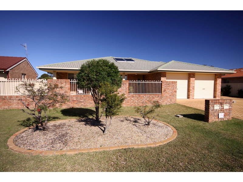 1/16 Bright Street, Forster NSW 2428