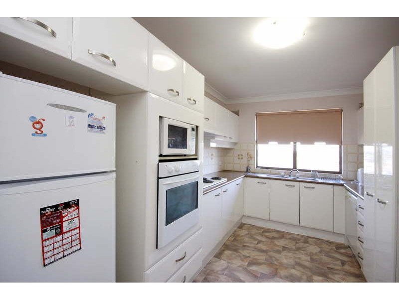 6/25  Lake Street, Forster NSW 2428