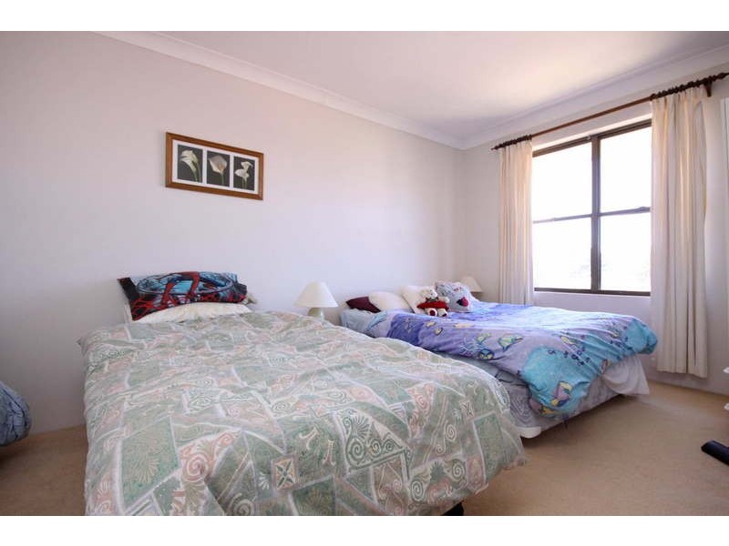 6/25  Lake Street, Forster NSW 2428