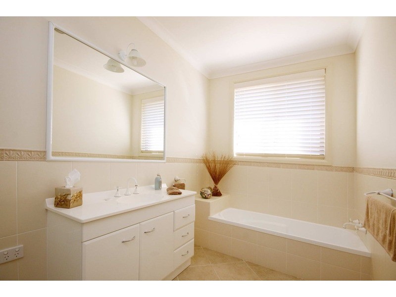 62 Wamara Crescent, Forster NSW 2428