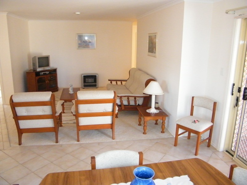 2/39 Pacific Parade, Tuncurry NSW 2428