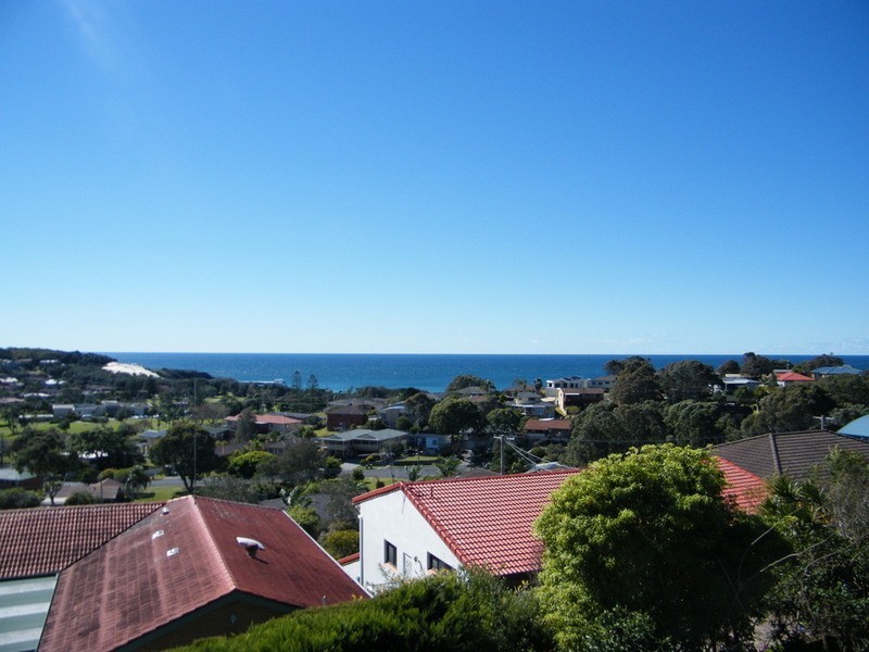 19 Churchill Road, Forster NSW 2428
