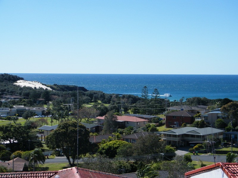 19 Churchill Road, Forster NSW 2428