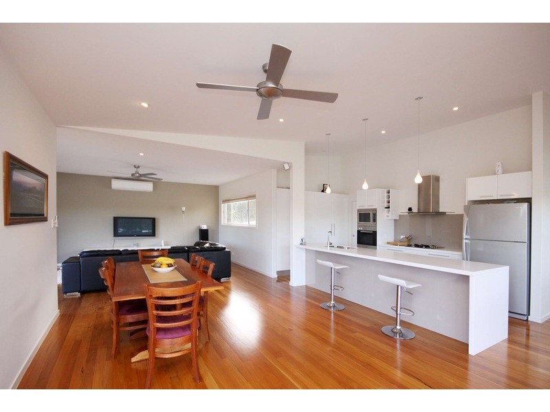 6 The Boulevarde, Hallidays Point NSW 2430