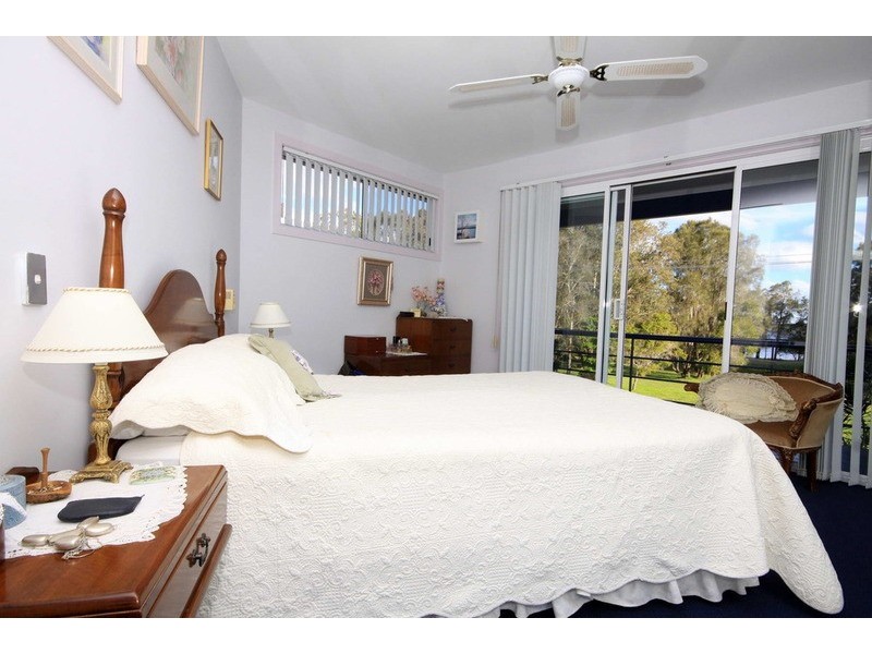 54 Pipers Bay Drive, Forster NSW 2428