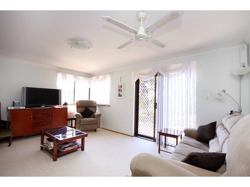 55 Daphne Street, Forster NSW 2428