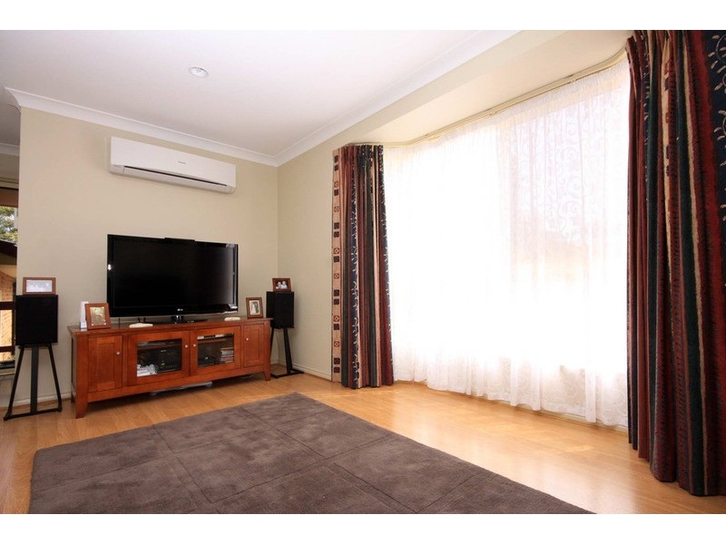 7 Kentia Drive, Forster NSW 2428