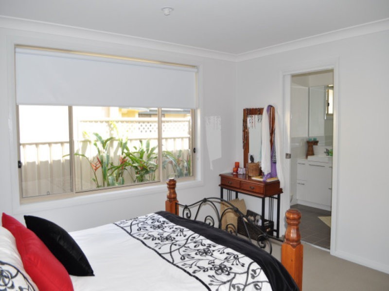 43 Wamara Crescent, Forster NSW 2428