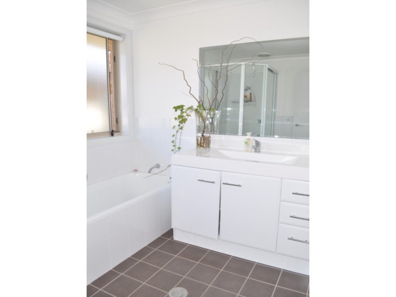 43 Wamara Crescent, Forster NSW 2428