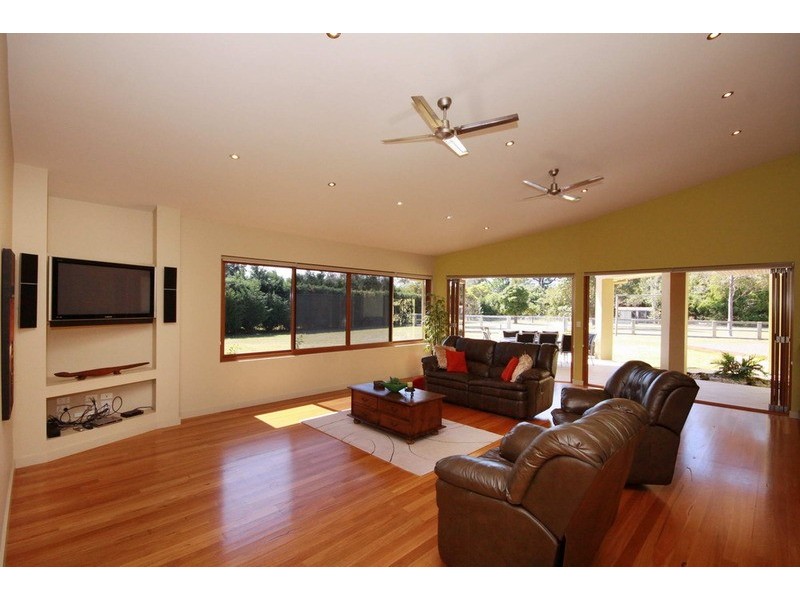 15 Fleeting Place, Tuncurry NSW 2428