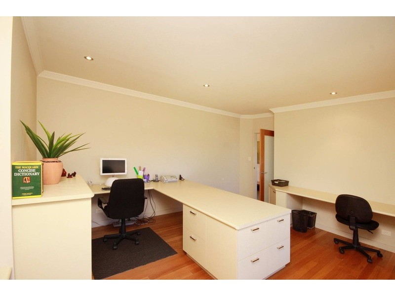 15 Fleeting Place, Tuncurry NSW 2428