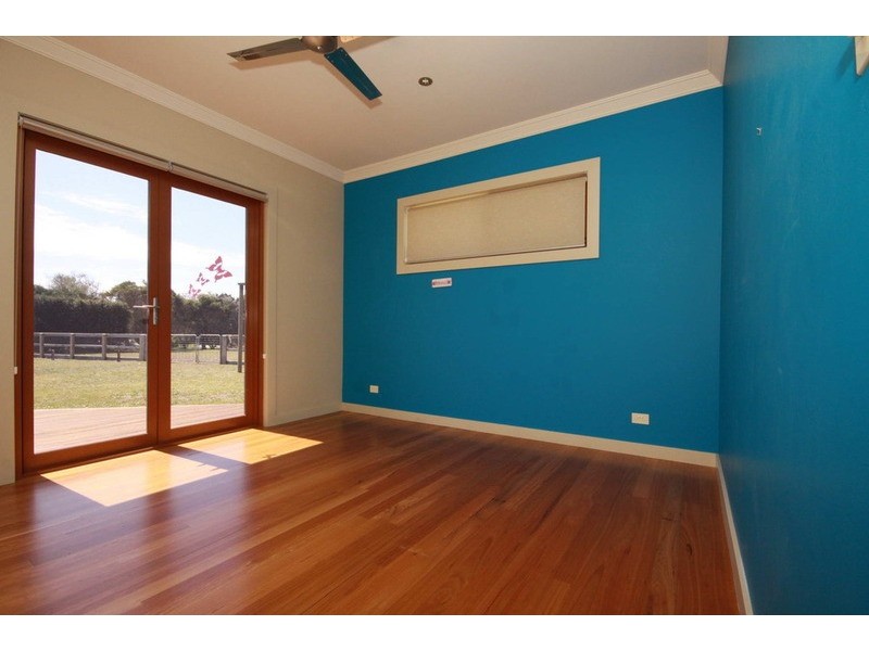 15 Fleeting Place, Tuncurry NSW 2428