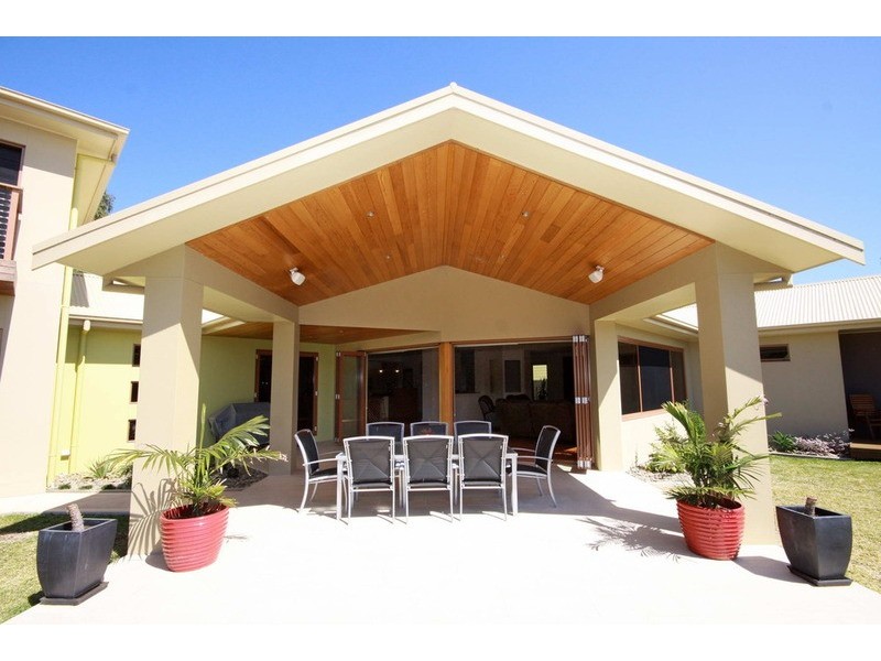 15 Fleeting Place, Tuncurry NSW 2428