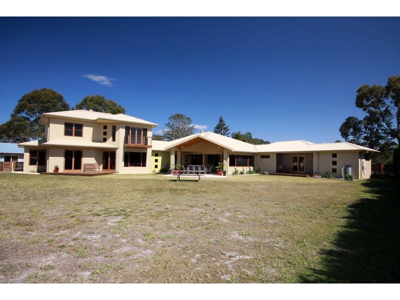 15 Fleeting Place, Tuncurry NSW 2428