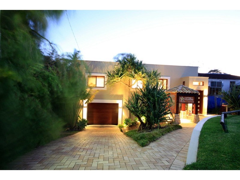 99 Green Point Drive, Forster NSW 2428