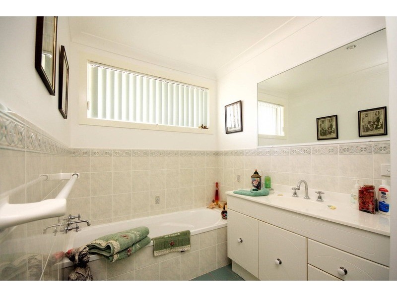 5 Lisa Place, Forster NSW 2428