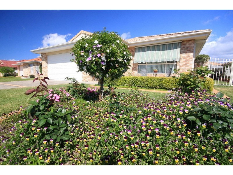 5 Lisa Place, Forster NSW 2428