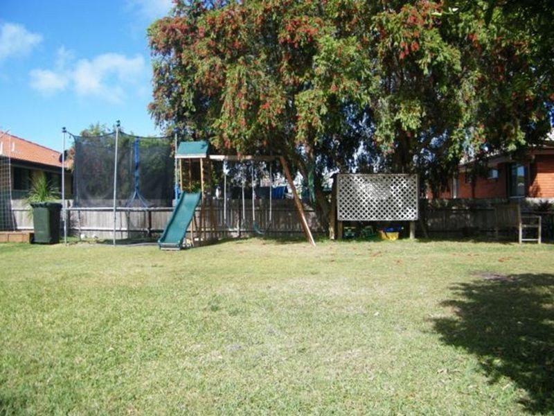 3 Tree View Place, Forster NSW 2428