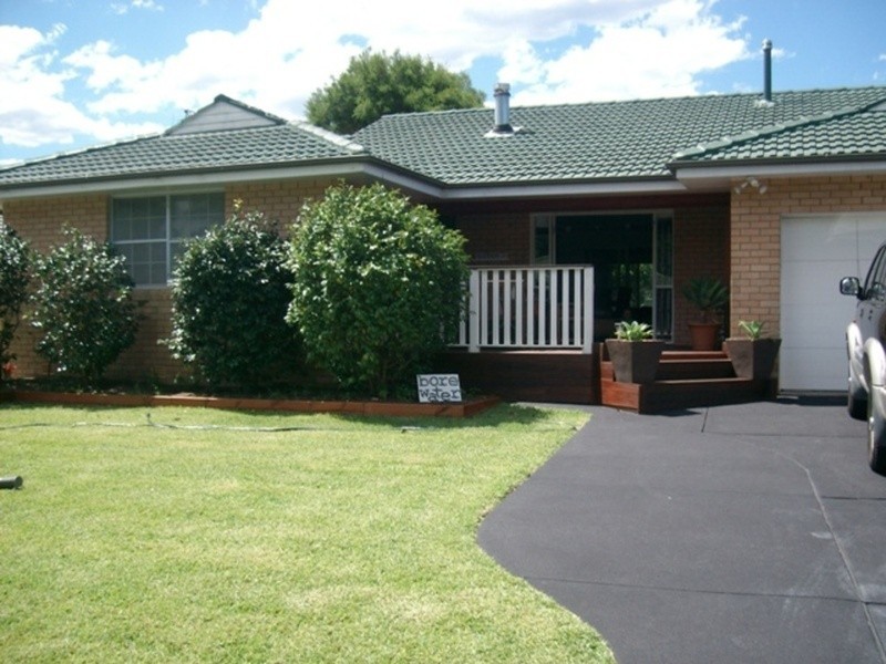 3 Tree View Place, Forster NSW 2428