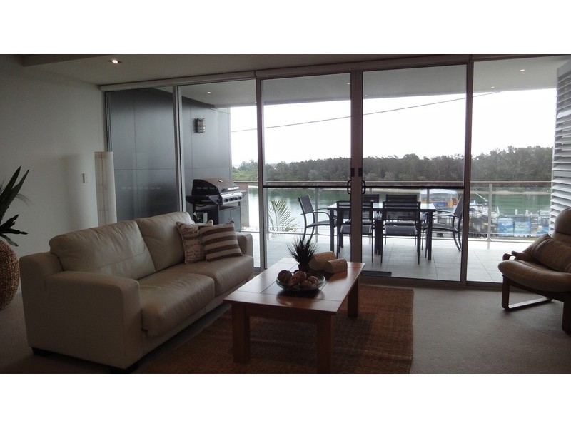 205/30-34 Little ‘Waterline’ Street, Forster NSW 2428