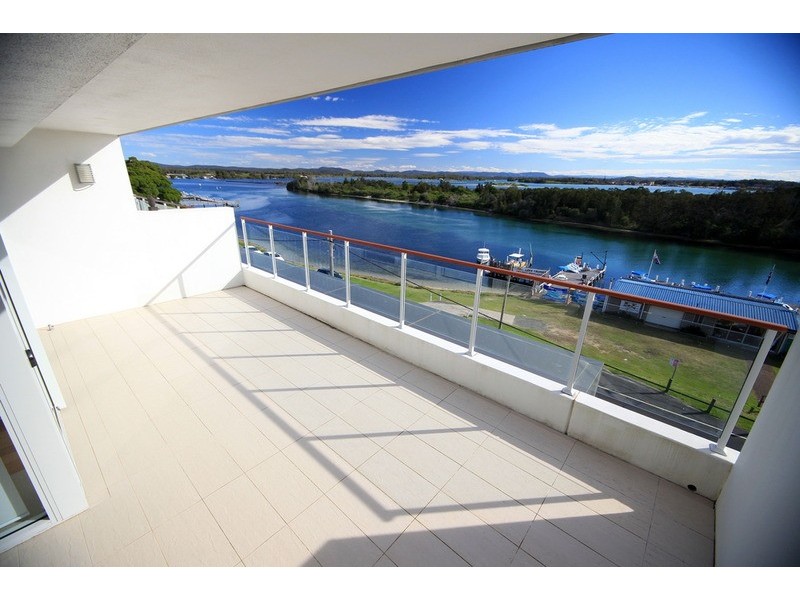 305/30-34 Little ‘Waterline’ Street, Forster NSW 2428