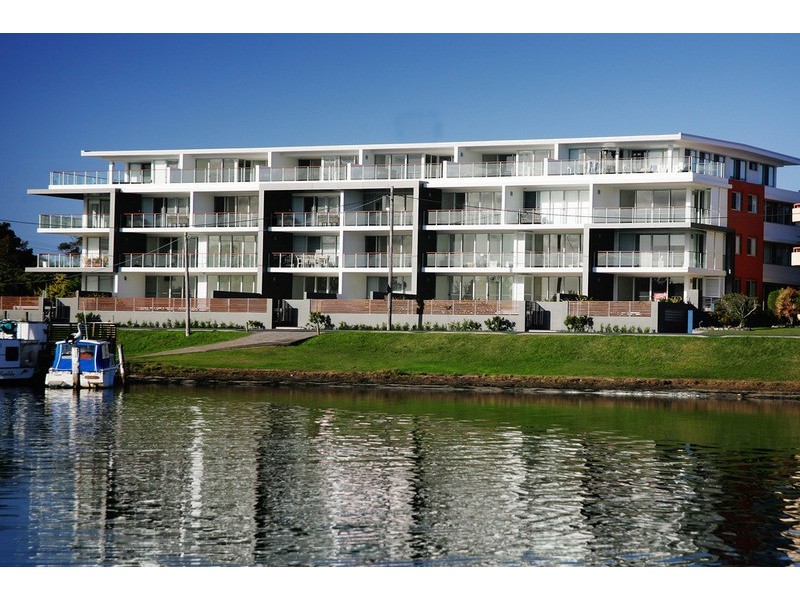 305/30-34 Little ‘Waterline’ Street, Forster NSW 2428