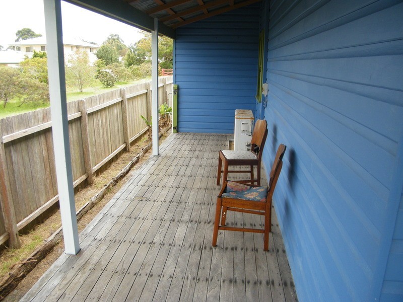 7 Chapmans Road, Tuncurry NSW 2428