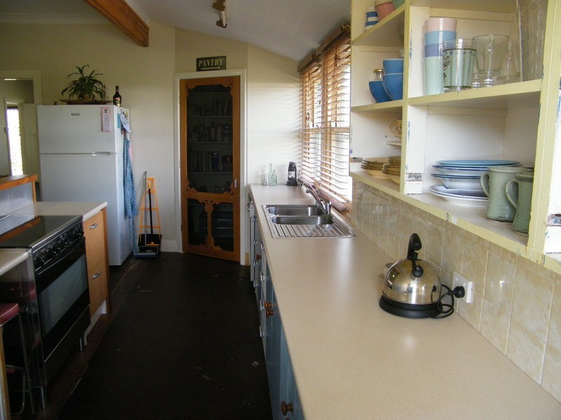 7 Chapmans Road, Tuncurry NSW 2428