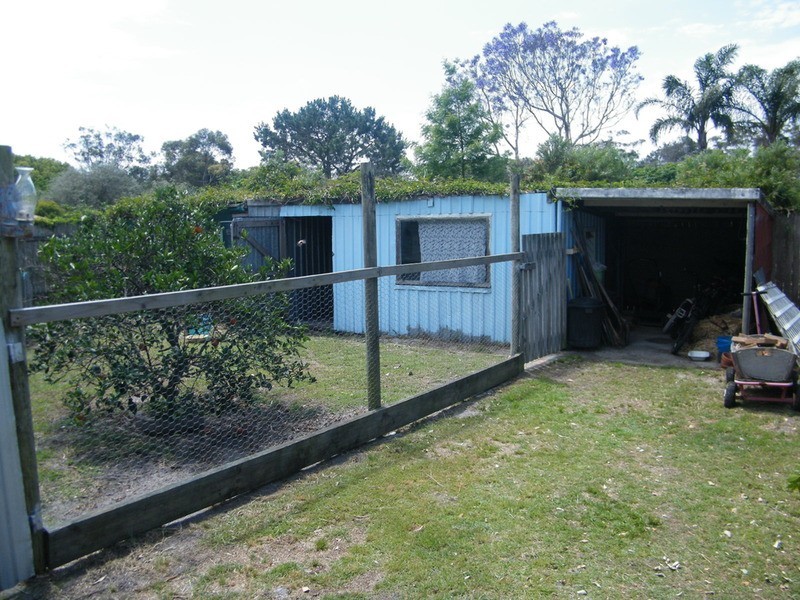 7 Chapmans Road, Tuncurry NSW 2428