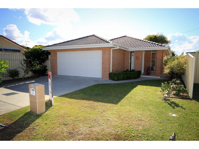 1 Robina Grove, Forster NSW 2428