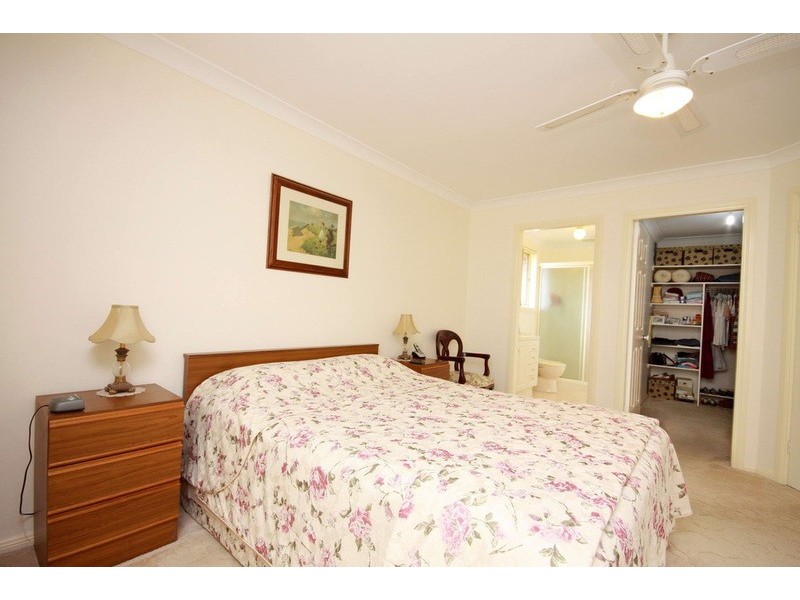 9 Zamia Place, Forster NSW 2428