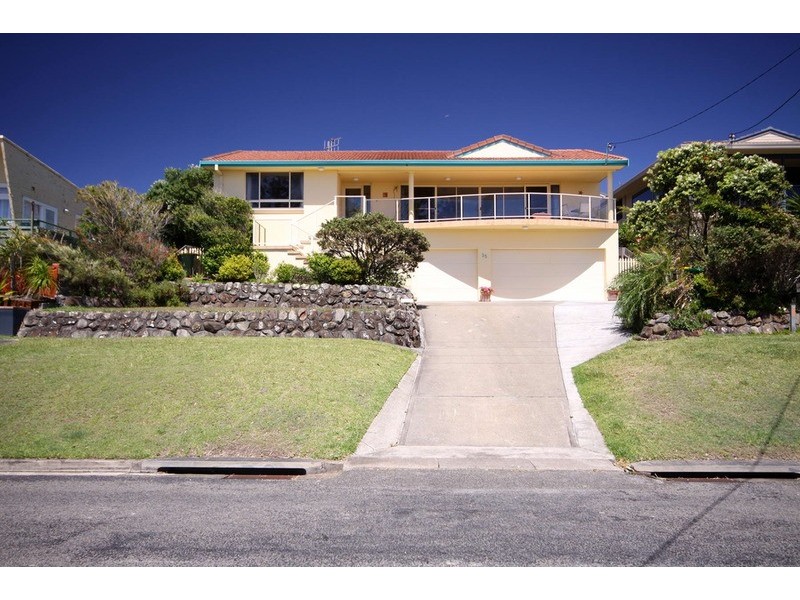 25 Palm Road, Forster NSW 2428