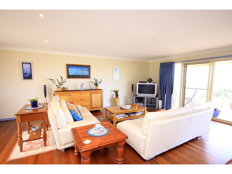 25 Palm Road, Forster NSW 2428