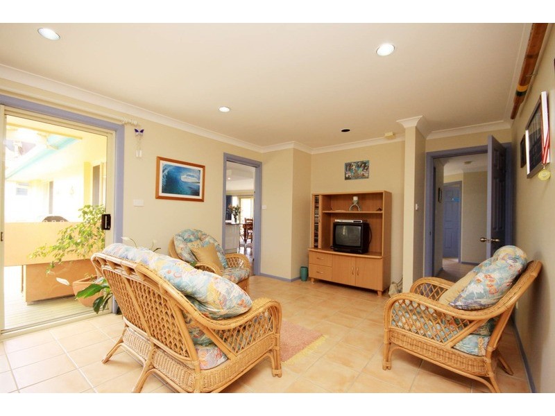 25 Palm Road, Forster NSW 2428