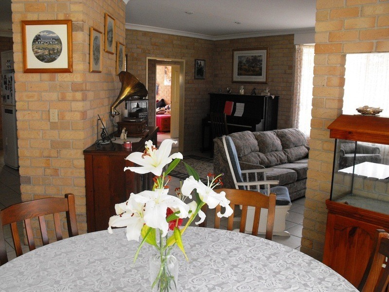 125 Greenpoint Drive, Forster NSW 2428